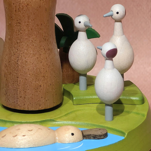 木製からくりオルゴール サファリパーク 〜森でくつろぐ動物たちの演奏会〜