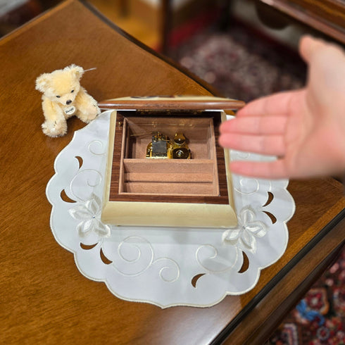 【限定各1点】かわいいくまの象嵌 小物入れ付き 18弁象嵌BOX BEAR【AA984A】