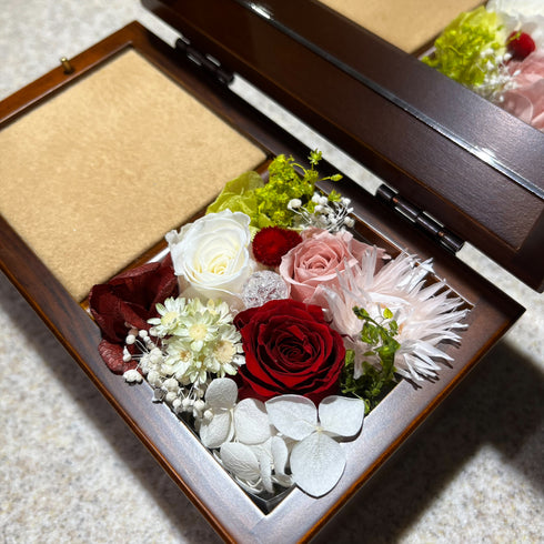 プリザーブドフラワー入りオルゴール(18弁) 「カノン」